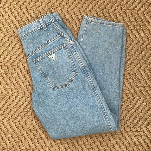 Guess Denim - Guess - Vintage 90s High Waist Wide Legged Denim Jeans - Light wash - Size 27